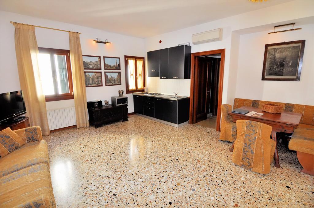Casa Dei Pittori Venice Apartments Oda fotoğraf